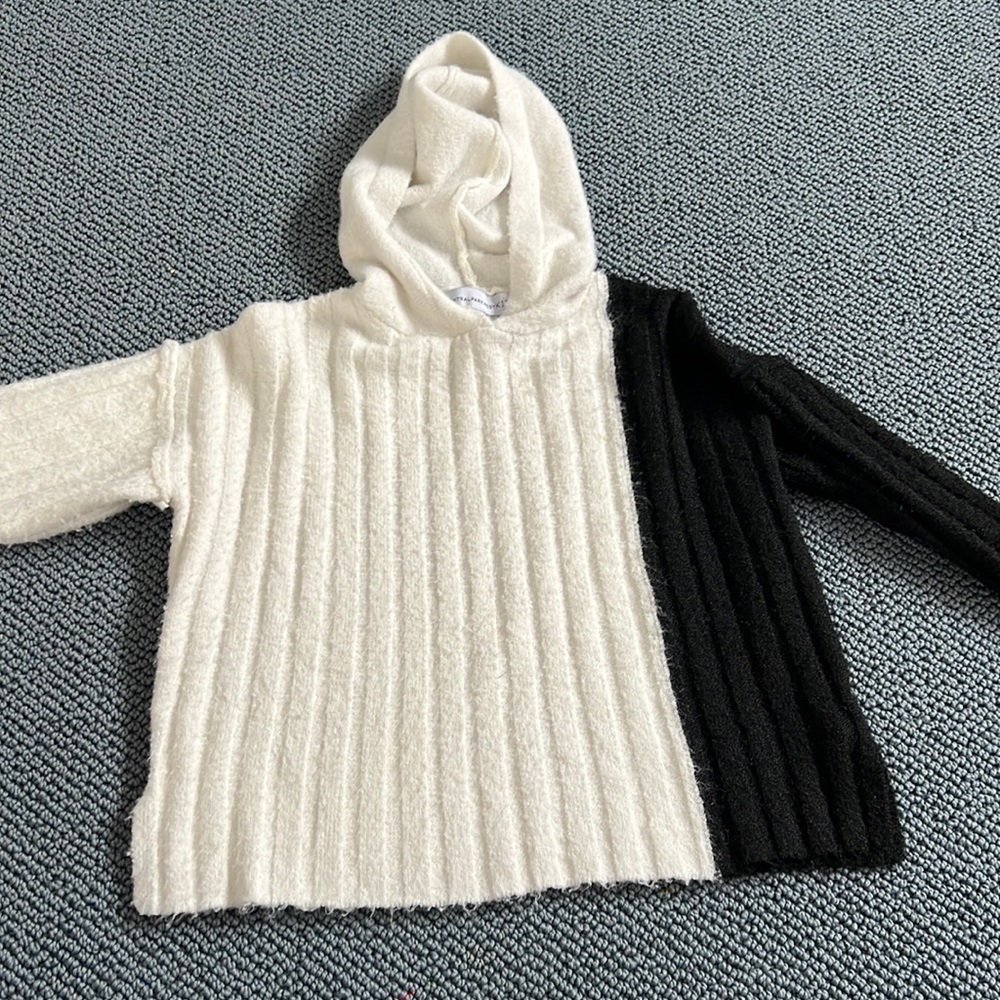 Girls Central Park west ribbed hooded sweater size 7/8